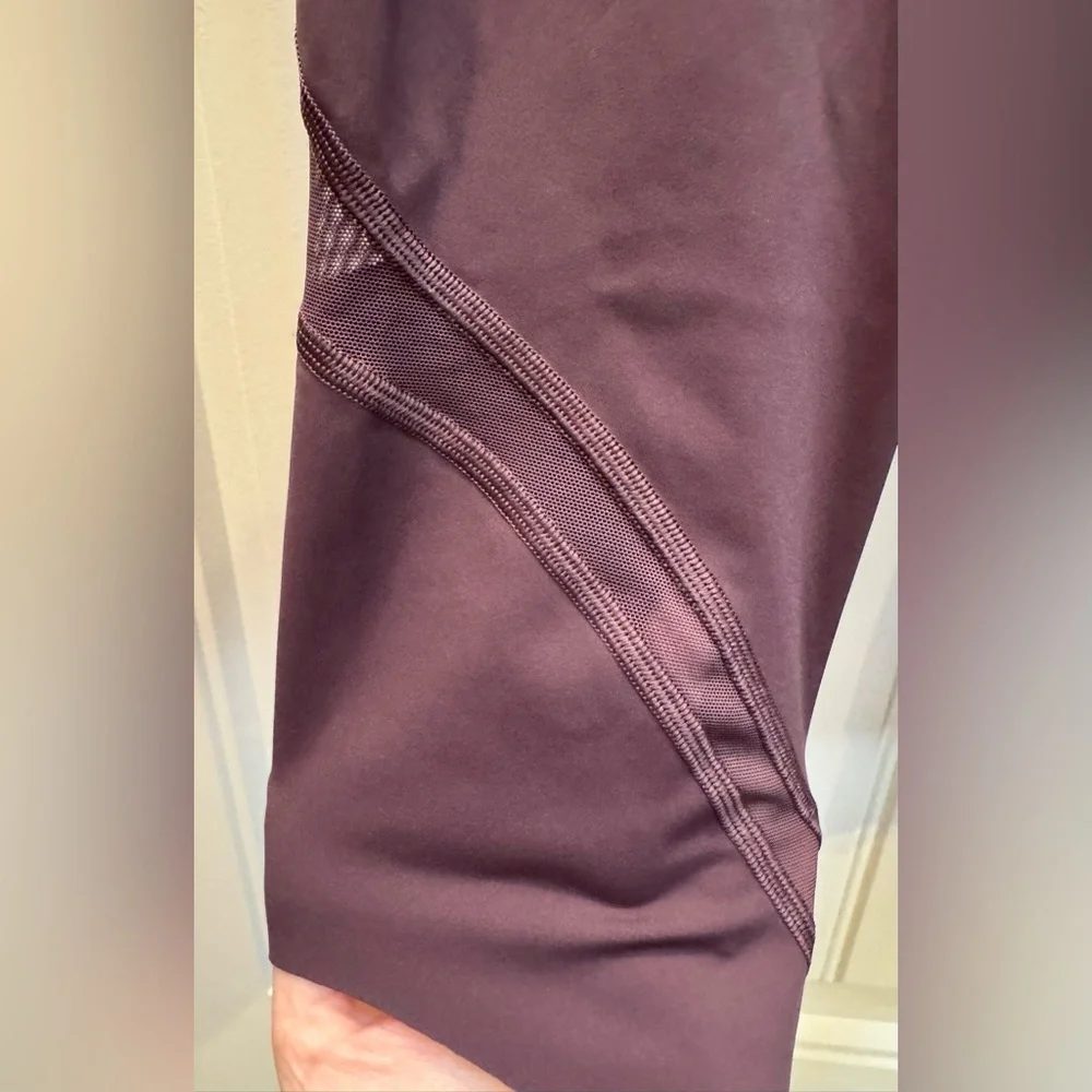 Lululemon On Pace Crop 21